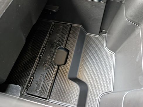 New 2026 RAM 1500 4x4 Crew Cab image 30