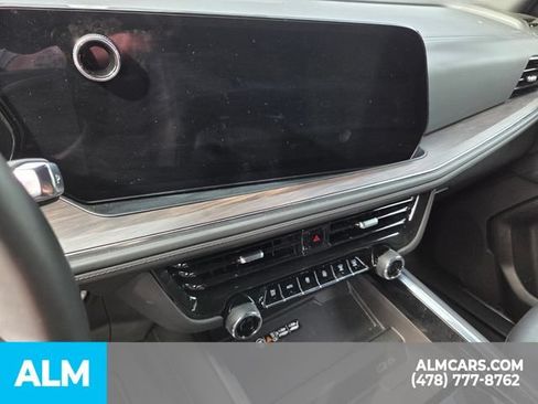 Used 2025 Chevrolet Tahoe LT AWD/4WD image 6
