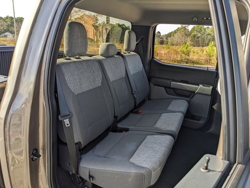 Used 2023 Ford F150 XLT image 37