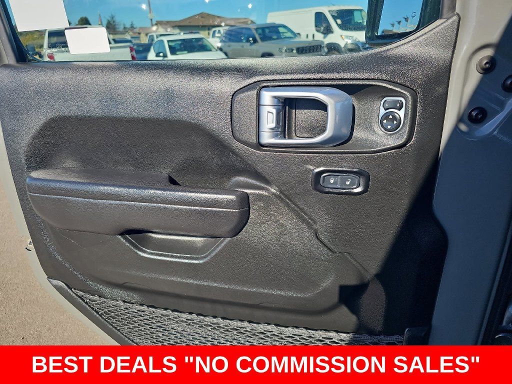 Used 2022 Jeep Gladiator Sport AWD/4WD image 26
