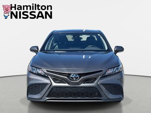 Used 2024 Toyota Camry SE image 6