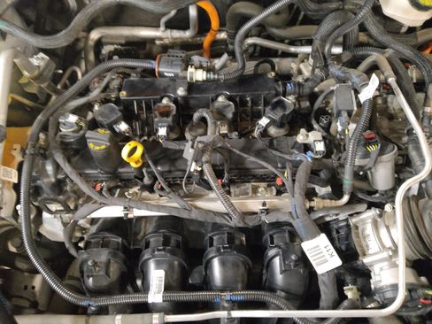 Used 2021 Ford Escape SE w/ Cold Weather Package image 30