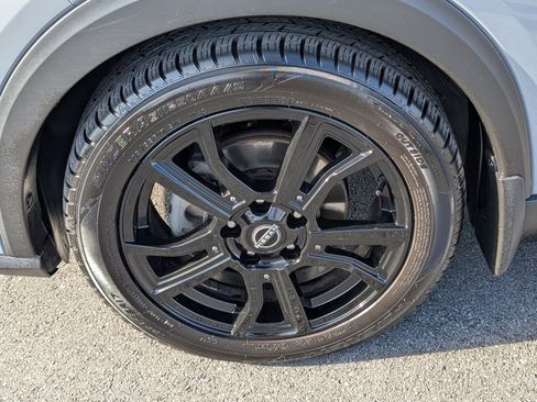 Used 2023 Nissan Kicks SR image 27