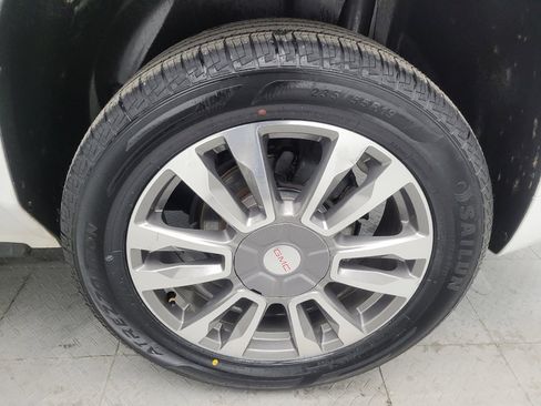 Used 2017 GMC Terrain Denali image 31