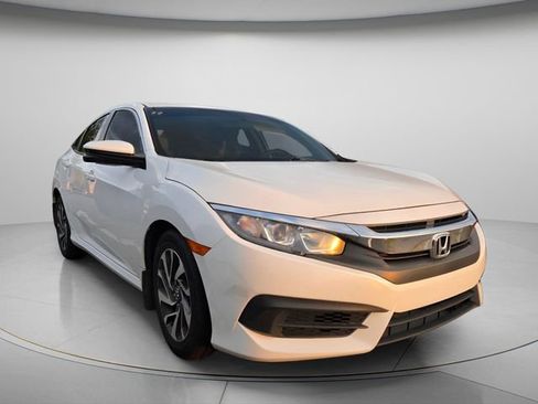Used 2017 Honda Civic EX image 4