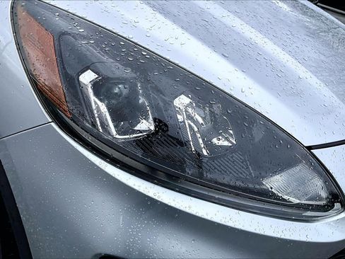 Used 2020 Ford Escape S image 26