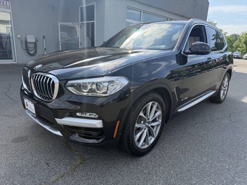 Used 2018 BMW X3 xDrive30i w/ Premium Package AWD/4WD image 3