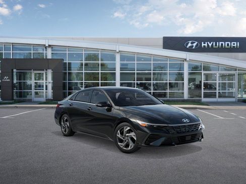 New 2026 Hyundai Elantra Limited image 2