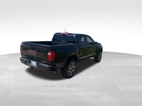 Used 2024 GMC Canyon AT4 w/ AT4 Premium Package AWD/4WD image 3