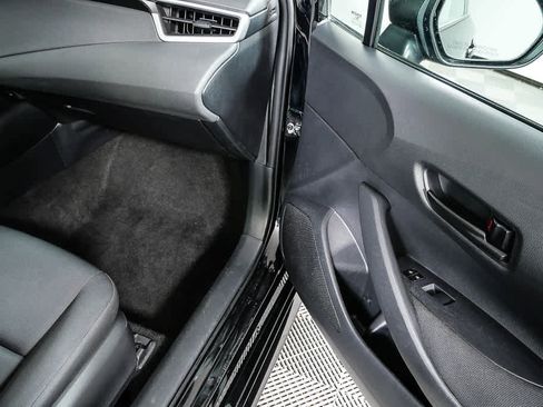 Used 2024 Toyota Corolla LE image 23