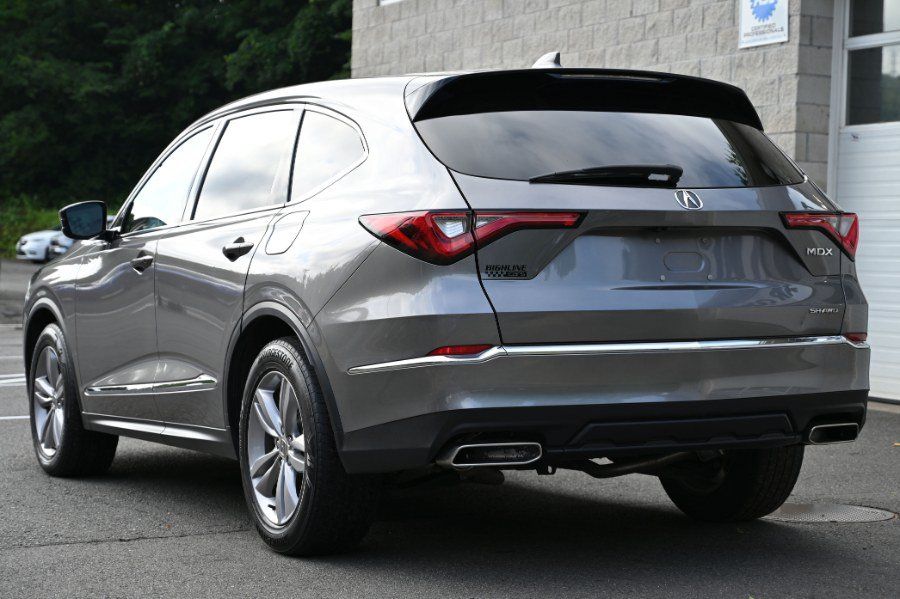 Used 2022 Acura MDX SH-AWD image 4