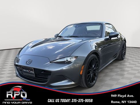 Used 2019 MAZDA MX-5 Miata RF Grand Touring RWD image 1