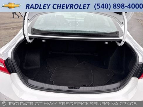 Used 2024 Chevrolet Malibu LT FWD image 15