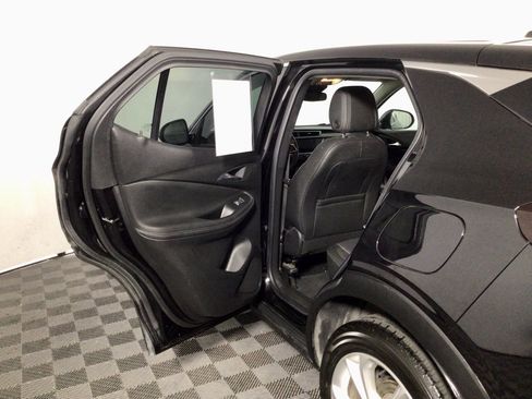 Used 2022 Buick Encore GX Preferred w/ Cold Weather Comfort Package image 27