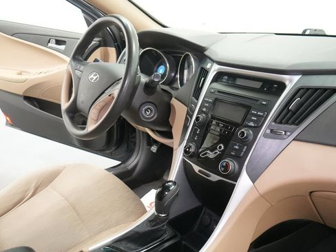 Used 2012 Hyundai Sonata GLS FWD image 25