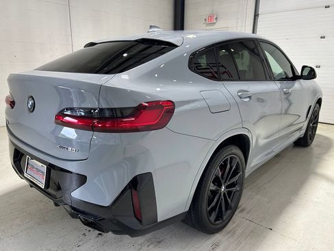 Used 2024 BMW X4 xDrive30i AWD/4WD image 7