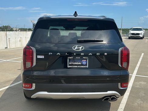 Used 2022 Hyundai Palisade SEL w/ 8P Bench Seat Package FWD image 12