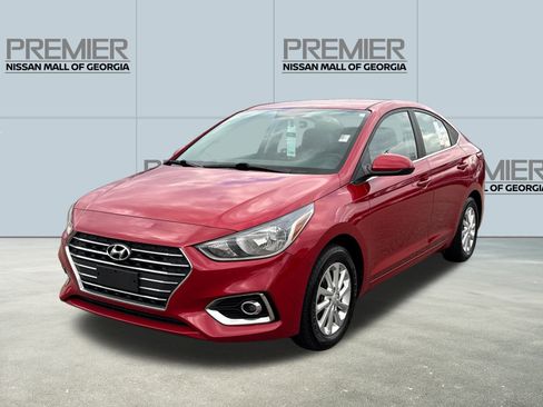 Used 2022 Hyundai Accent SEL image 1