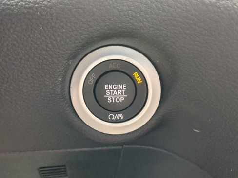 New 2026 Chrysler Pacifica Select image 25