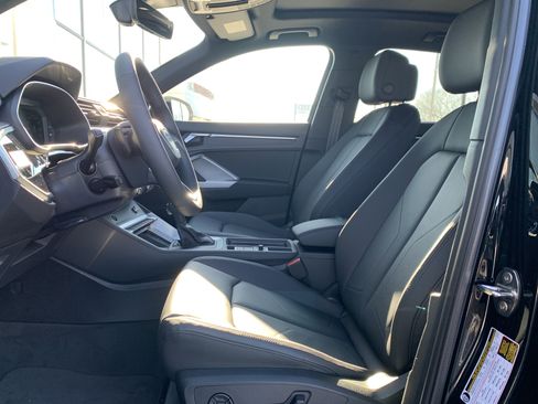 New 2025 Audi Q3 2.0T Premium image 5