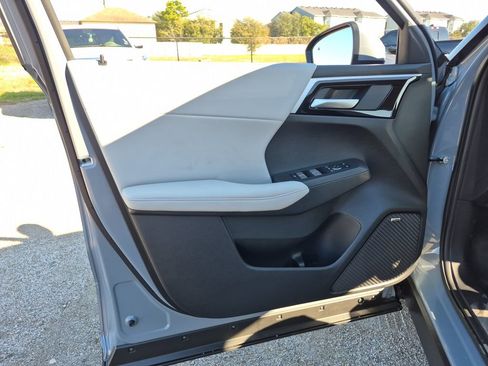 New 2026 Mitsubishi Outlander SE image 43