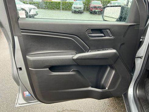 Used 2025 Chevrolet Colorado W/T image 22