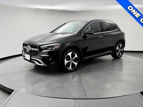 Used 2025 Mercedes-Benz GLA 250 image 2