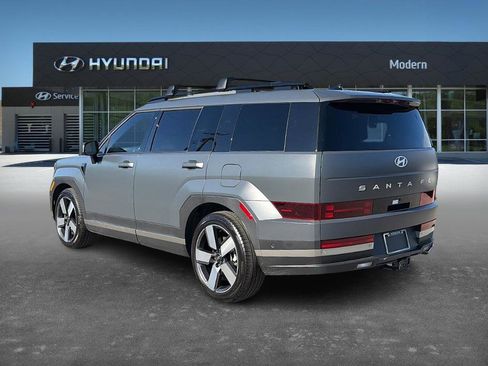 Used 2025 Hyundai Santa Fe Limited image 5