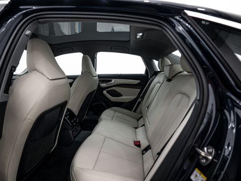 New 2026 Audi A6 Premium Plus AWD/4WD image 18