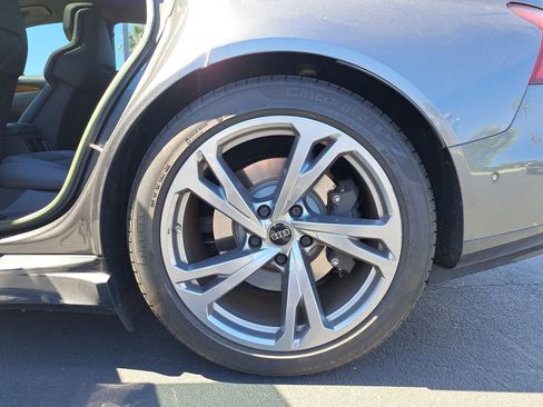 Used 2023 Audi e-tron GT Prestige w/ Prestige Package image 7