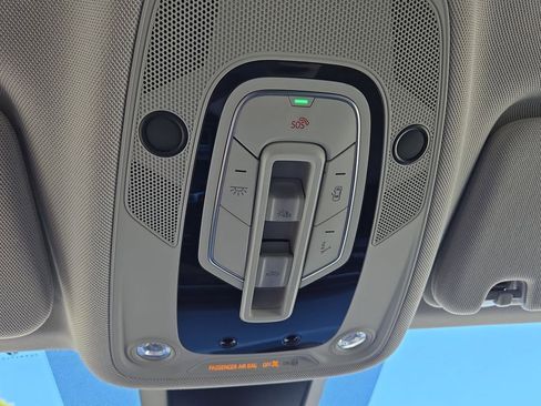 Used 2023 Audi Q7 Premium Plus image 30