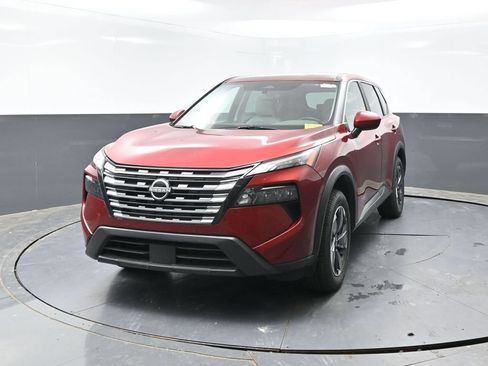 Used 2025 Nissan Rogue SV FWD image 6