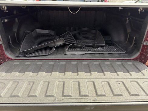 Used 2023 RAM 1500 Laramie AWD/4WD image 25