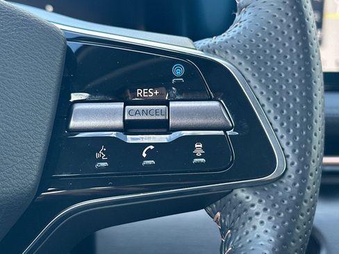 Certified 2023 Nissan Ariya FWD image 29