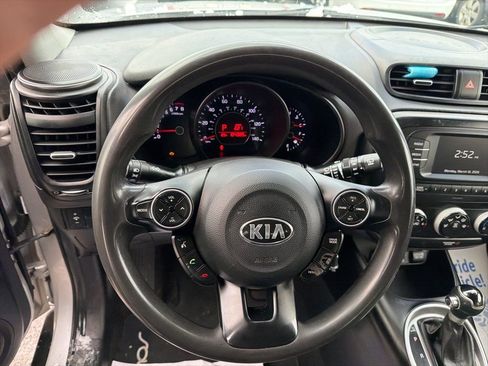Used 2018 Kia Soul image 14