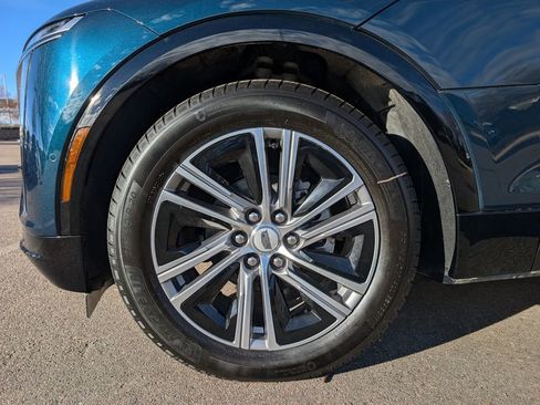 New 2026 Cadillac Lyriq Premium Luxury image 7