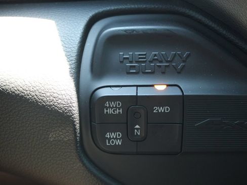 Used 2024 RAM 2500 Big Horn w/ Night Edition AWD/4WD image 44