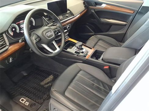 Used 2022 Audi Q5 2.0T Premium Plus w/ Premium Plus Package image 19