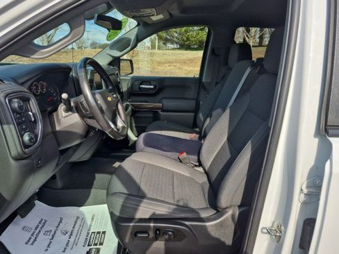 Used 2021 Chevrolet Silverado 1500 LT image 27