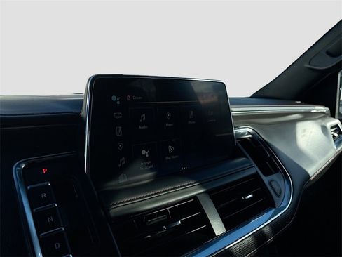 Used 2022 Chevrolet Tahoe RST w/ Luxury Package image 15