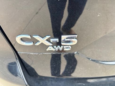 Used 2025 MAZDA CX-5 AWD 2.5 S w/ Preferred Package image 23