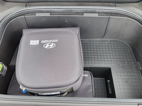 New 2026 Hyundai Ioniq 9 Calligraphy AWD/4WD image 19
