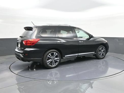 Used 2017 Nissan Pathfinder Platinum FWD image 15