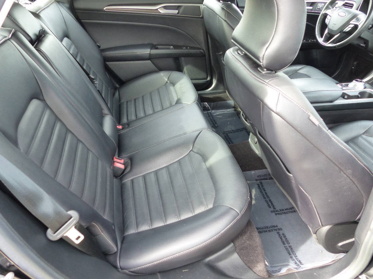 Used 2017 Ford Fusion SE w/ Fusion SE Technology Package FWD image 21