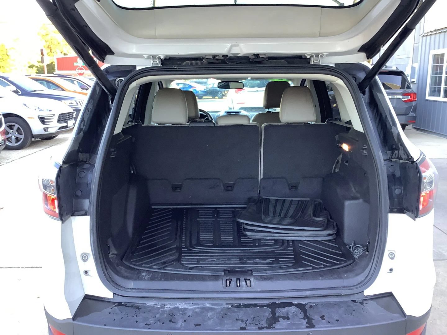 Used 2017 Ford Escape Titanium w/ Equipment Group 301A FWD image 18