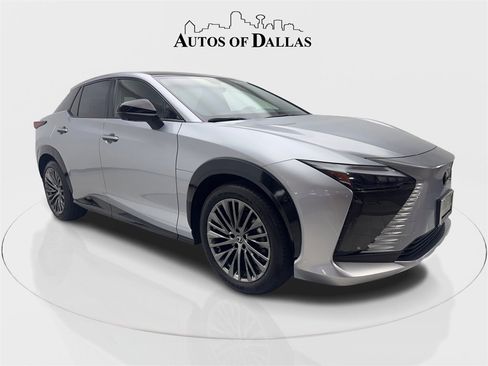 Used 2023 Lexus RZ 450e Premium w/ Accessory Package (2T) image 4