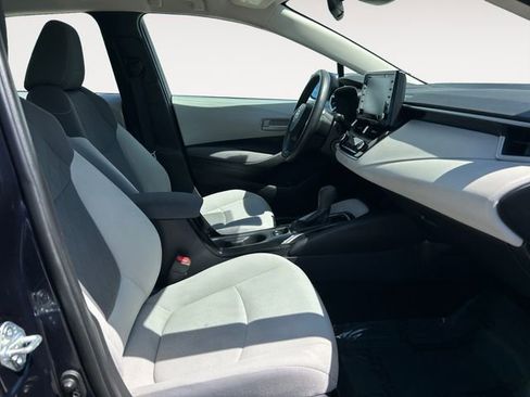 Used 2022 Toyota Corolla LE FWD image 14