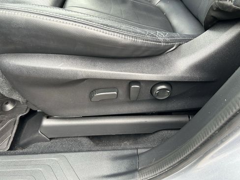 Used 2022 Subaru Ascent Limited w/ Popular Package #2A image 22