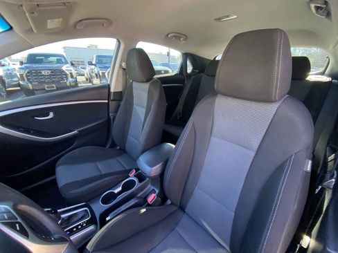 Used 2016 Hyundai Elantra GT image 23