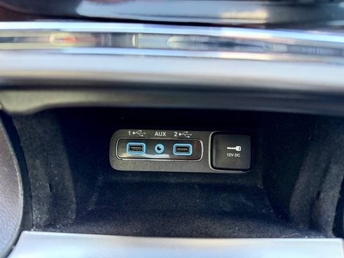 Used 2020 Jeep Grand Cherokee Overland AWD/4WD image 48